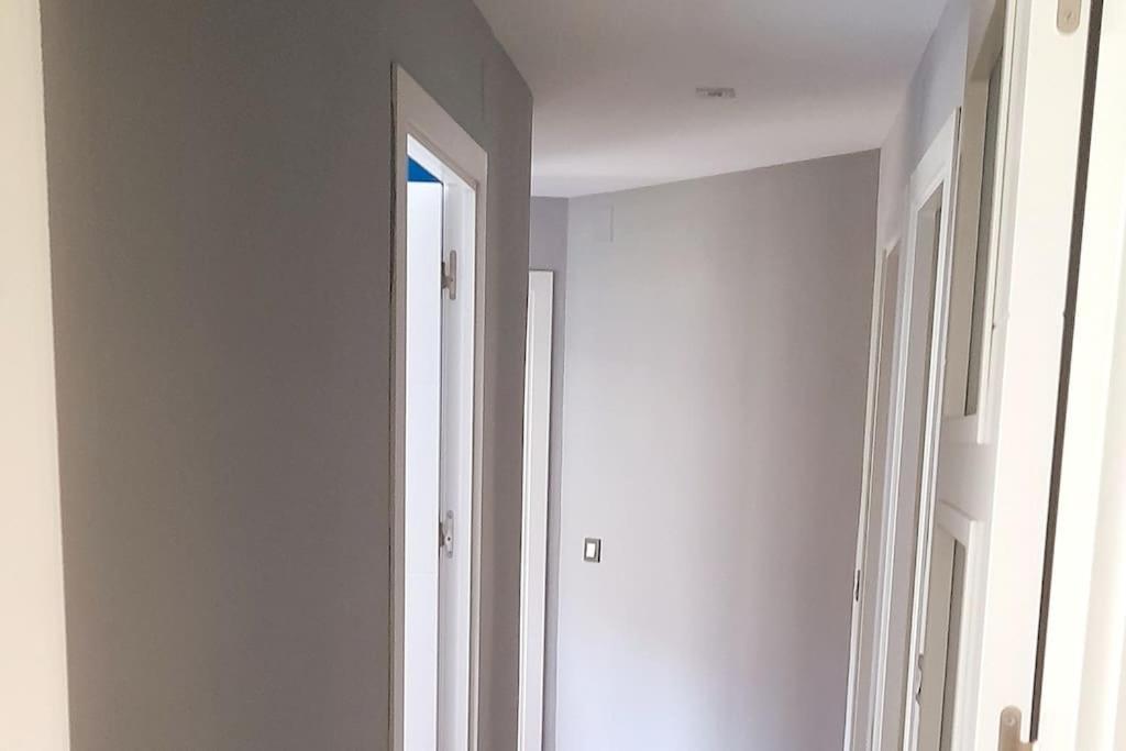 Exclusive House Close To Airport Эль-Прат-де-Льобрегат Экстерьер фото